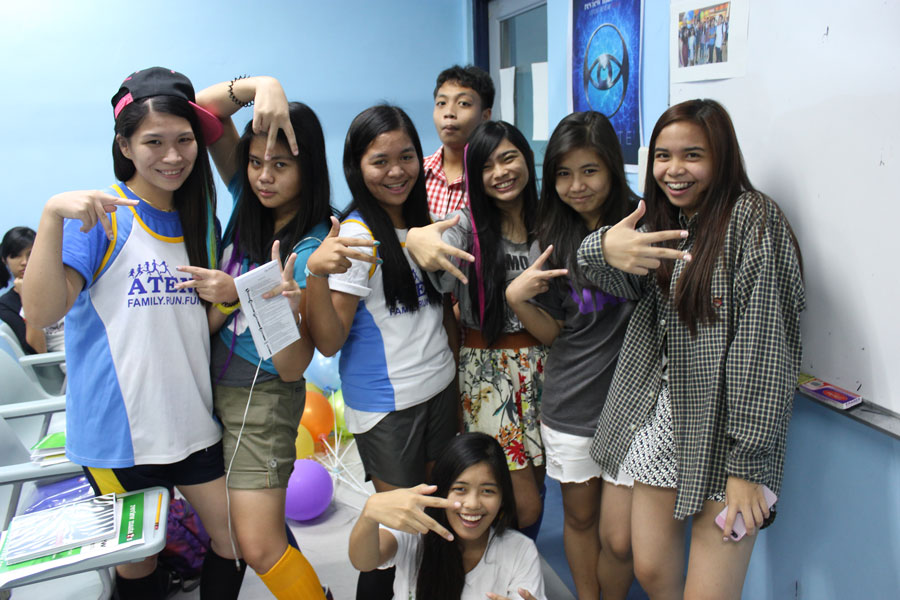 upcat review bicol selfie